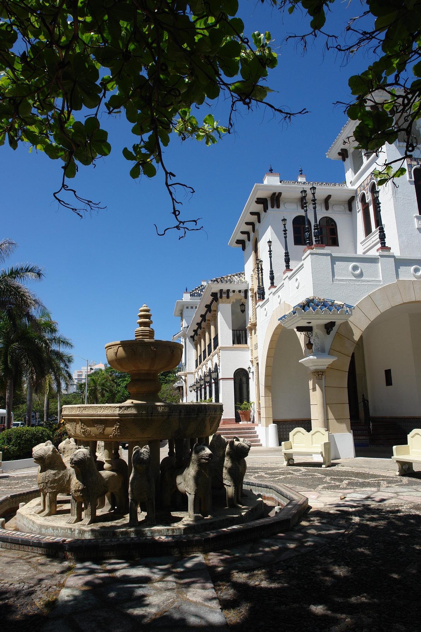 Casa de España - San Juan (Puerta de Tierra) - 2011 00143
